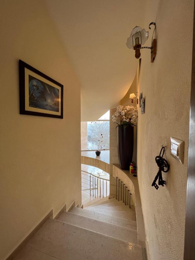 Austria Luxury Apartments, Faraya Hotel Екстериор снимка