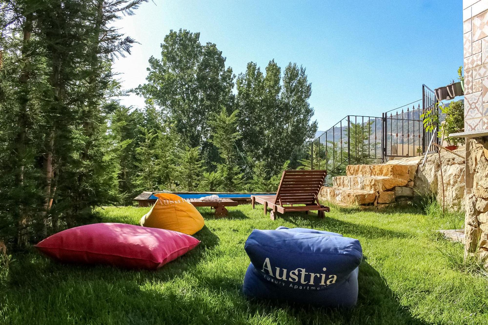 Austria Luxury Apartments, Faraya Hotel Екстериор снимка