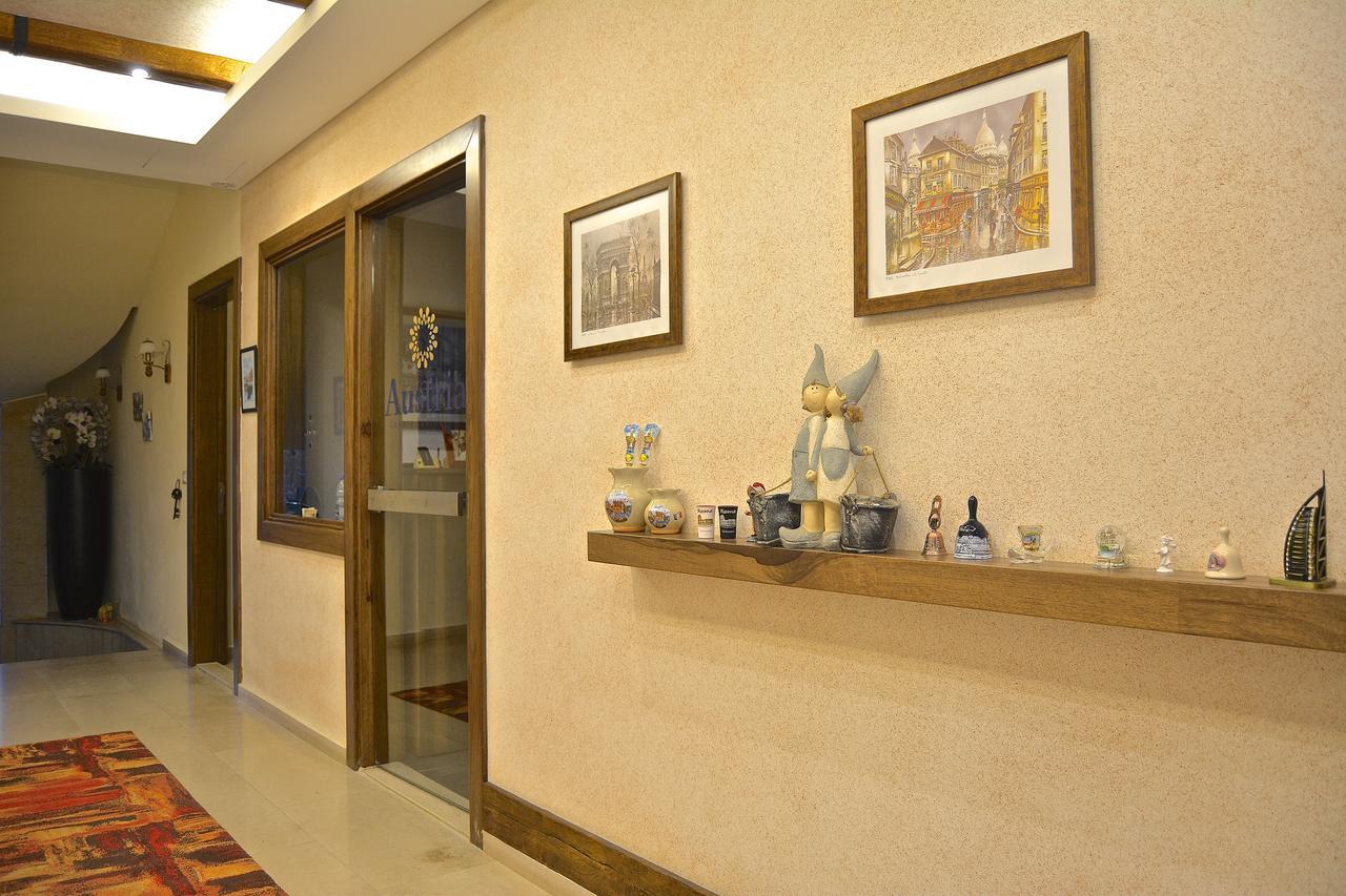 Austria Luxury Apartments, Faraya Hotel Екстериор снимка