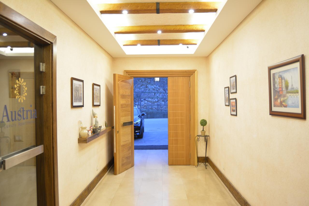 Austria Luxury Apartments, Faraya Hotel Екстериор снимка