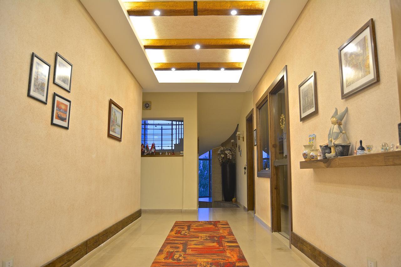 Austria Luxury Apartments, Faraya Hotel Екстериор снимка