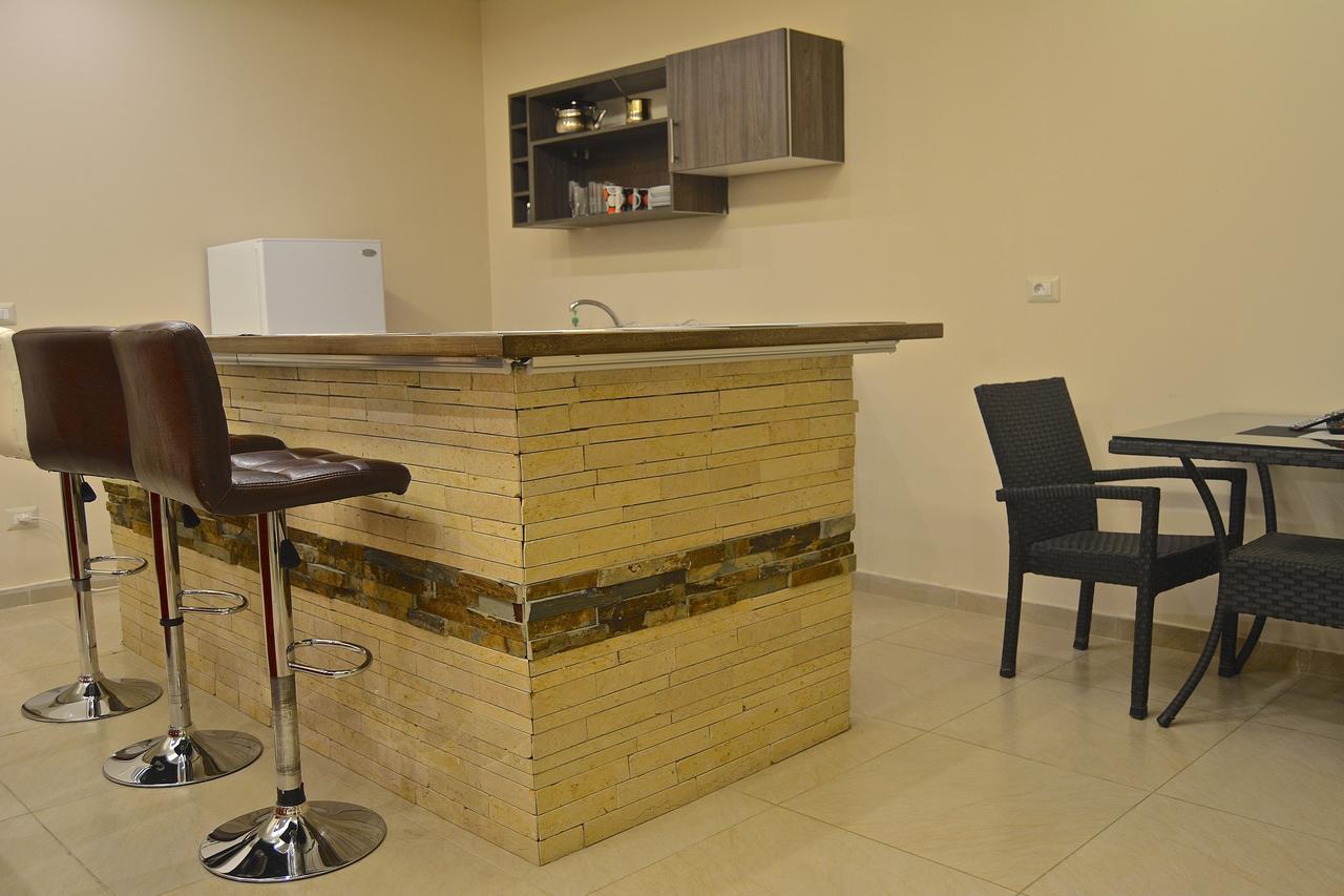 Austria Luxury Apartments, Faraya Hotel Екстериор снимка