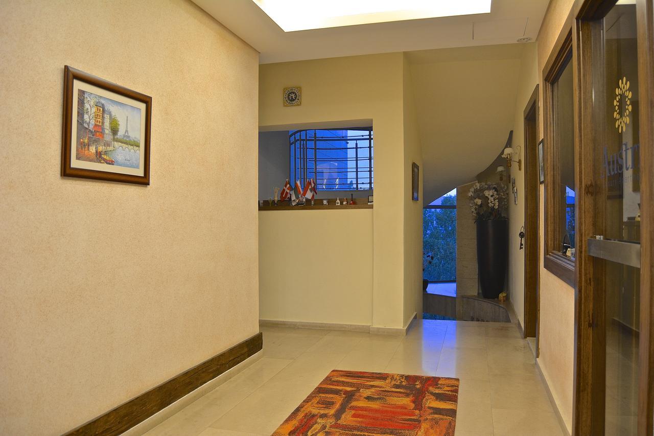 Austria Luxury Apartments, Faraya Hotel Екстериор снимка