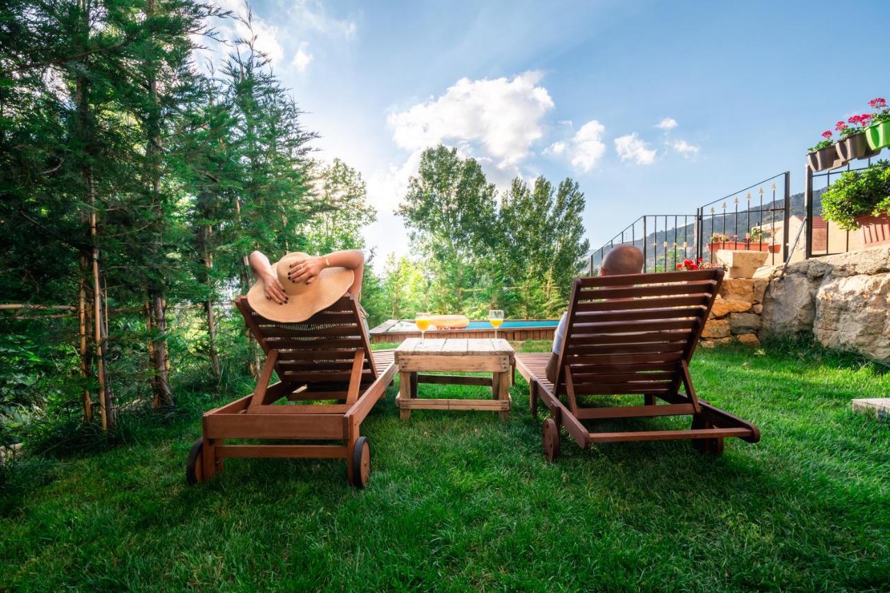 Austria Luxury Apartments, Faraya Hotel Екстериор снимка