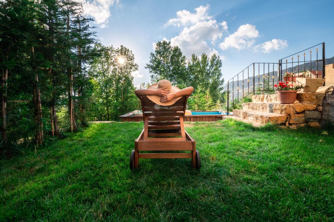 Austria Luxury Apartments, Faraya Hotel Екстериор снимка