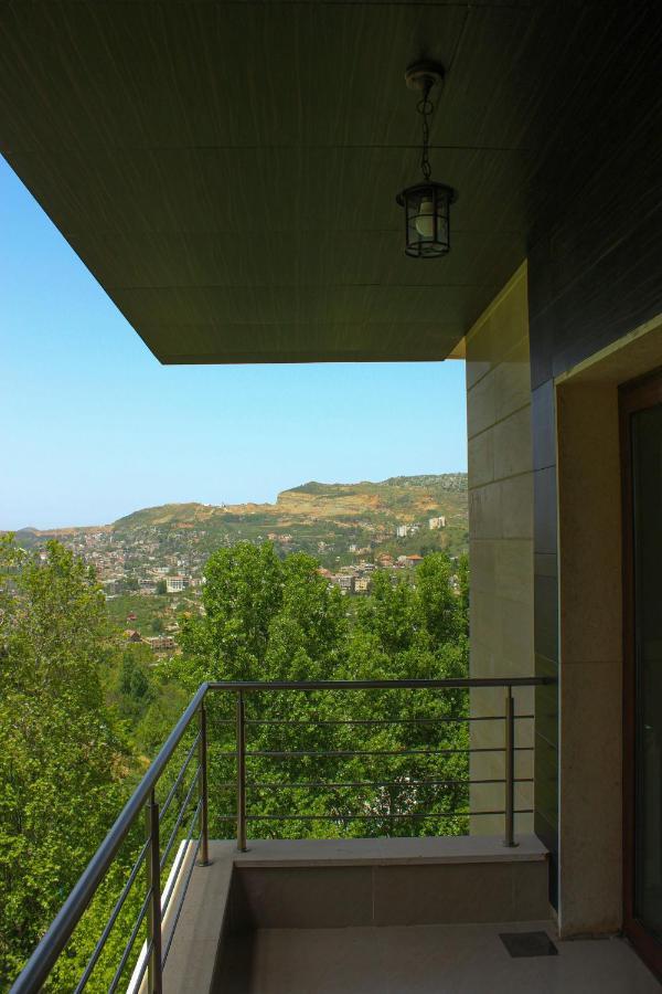 Austria Luxury Apartments, Faraya Hotel Екстериор снимка